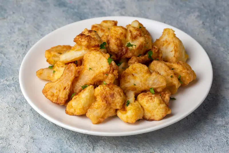 Chou-fleur au air fryer : croustillant et keto en 18 min