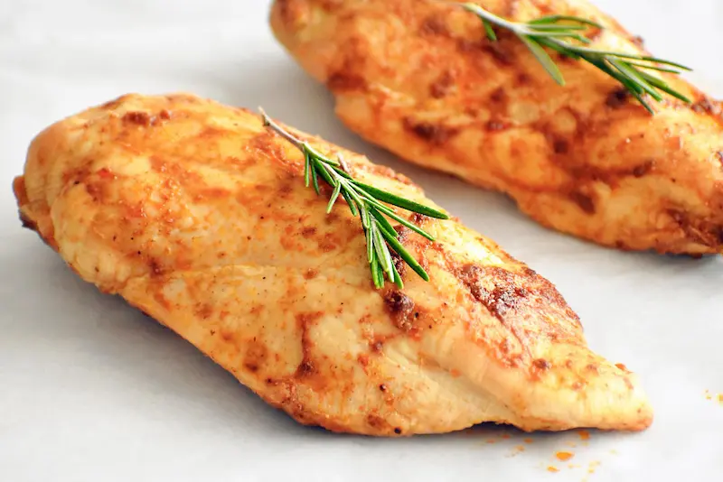 Filet de poulet au air fryer moelleux et doré
