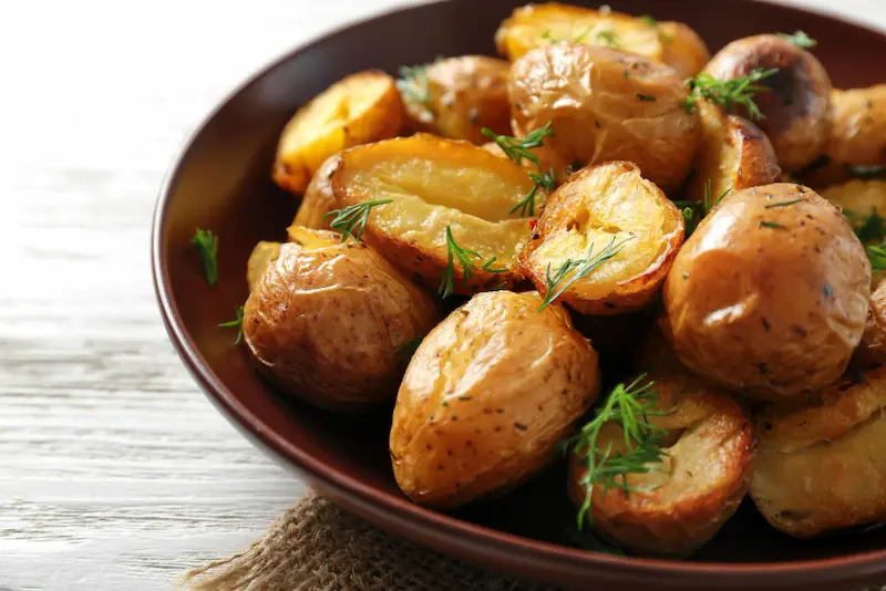 Pommes de terre grenaille au air fryer : dorées et fondantes