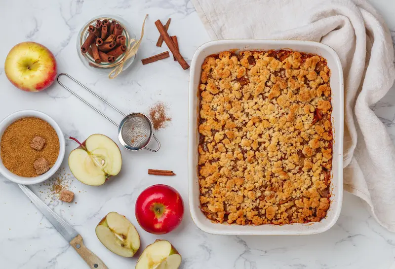 Crumble pommes-cannelle air fryer : 20 min