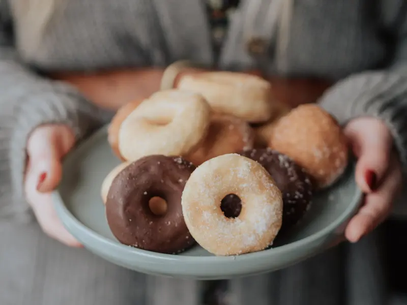 Donuts maison au air fryer : moelleux sans friture