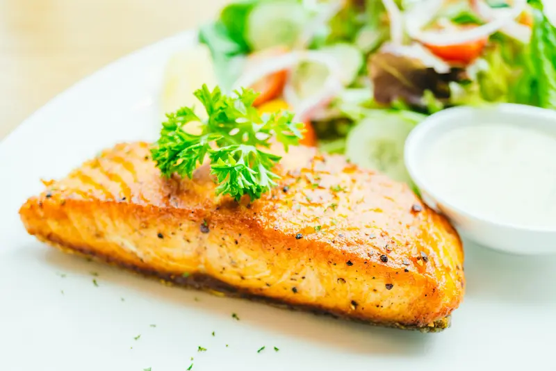 Truite au air fryer : peau croustillante en 10 min