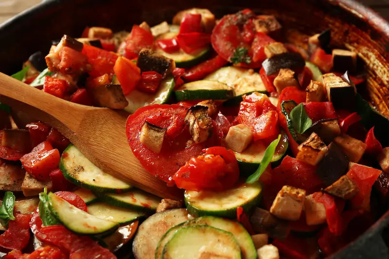 Ratatouille air fryer : légumes grillés et fondants en 20 min Ratatouille air fryer : légumes grillés et fondants en 20 min